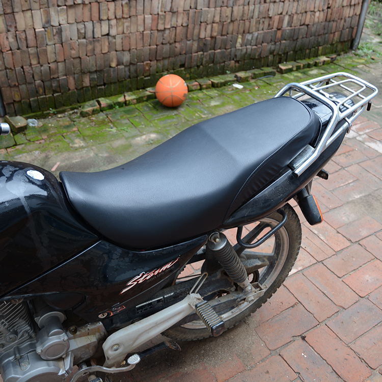 Áp dụng Qingqi Suzuki Junchi GT125 bọc ghế xe máy chống thấm nước ghế da phổ quát dày da - Đệm xe máy da yên xe máy	
