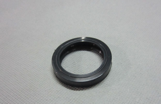 Three-cylinder plunger pump valve sleeve plunger pump valve sleeve valve sleeve valve cover agricultural machinery accessories spray pump parts