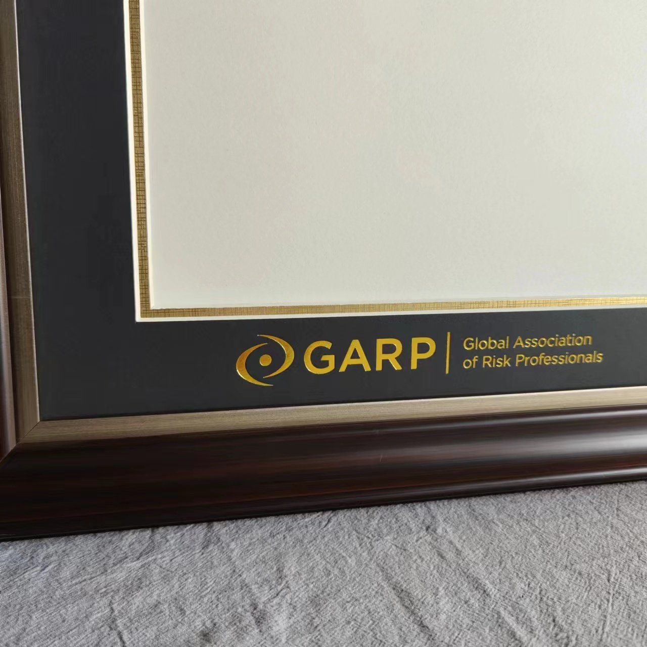 金融分析师：那些证书让你在职场熠熠生辉？-金融分析师-淘宝百科网