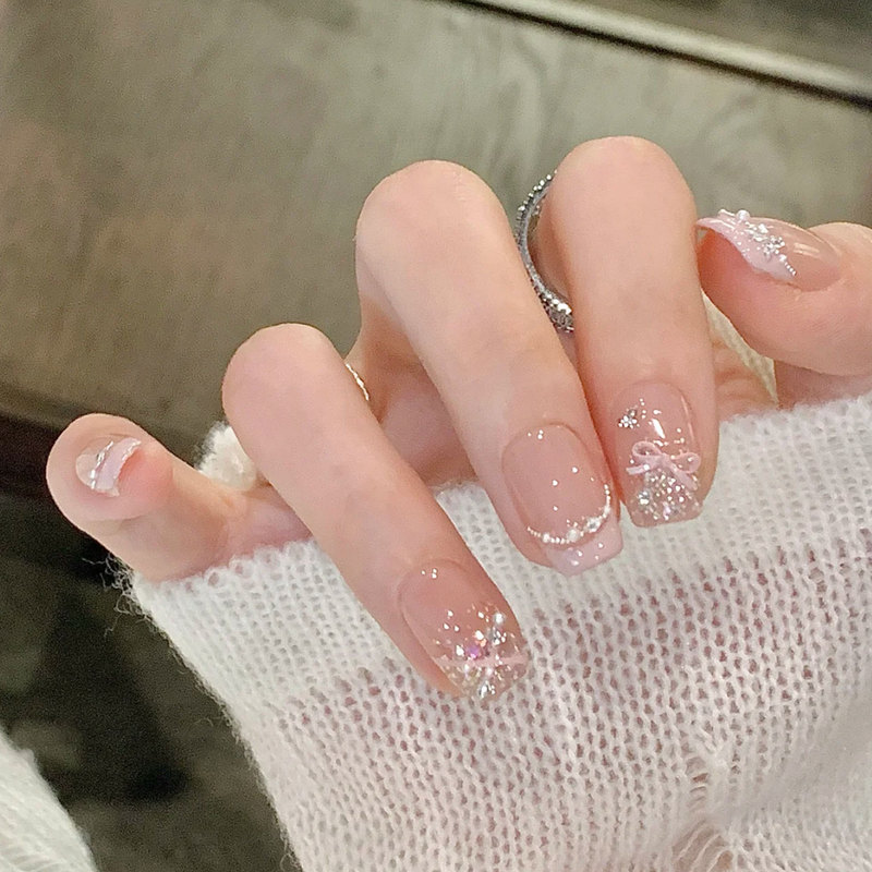 【Pipi Pink】Summer Commuting Short Nails High-End Whitening Rhinestone French Bow Nail Stickers Handmade Wearable Nails