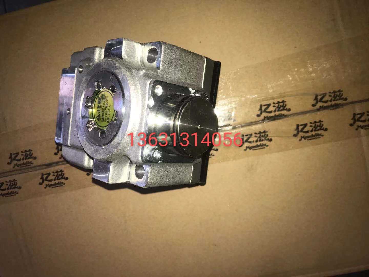 MR578332 Local GDI high pressure oil pump MD367152 Mitsubishi Pajero V75 high pressure pump E3T11471