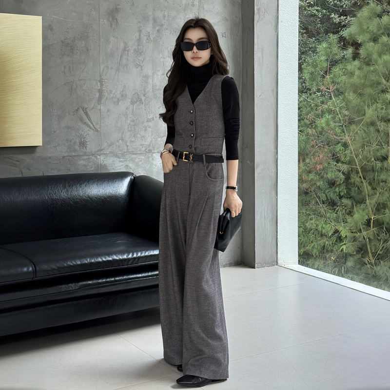 Ning'Er Lynn Fashion Jumpsuit for Women 2026 New Autumn Layered Vest Casual Wide-Leg Jumpsuit 1264 Ning'Er Lynn Fashion Jumpsuit for Women 2026 New Autumn Layered Vest Casual Wide-Leg Jumpsuit 1264