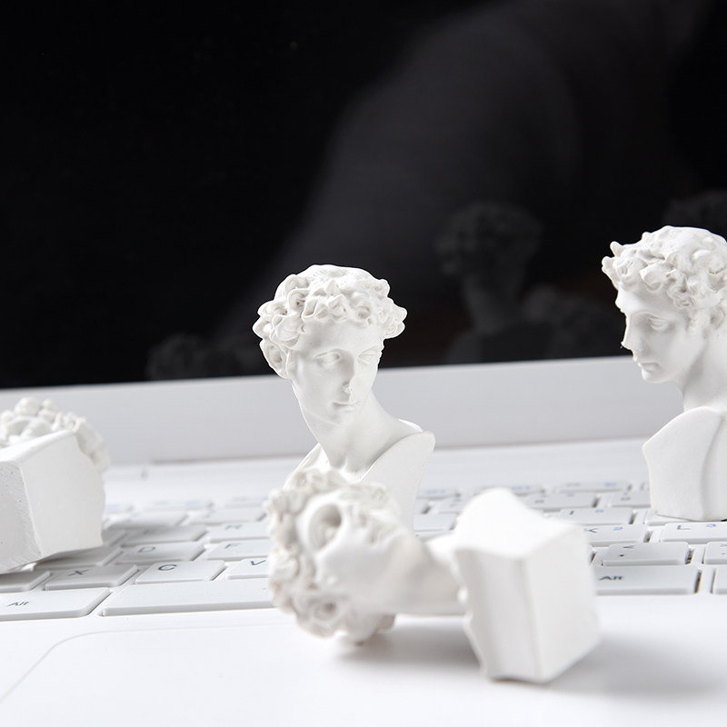ins Nordic style small plaster statue decoration resin portrait Xiaowei photo props background decoration Nordic simple