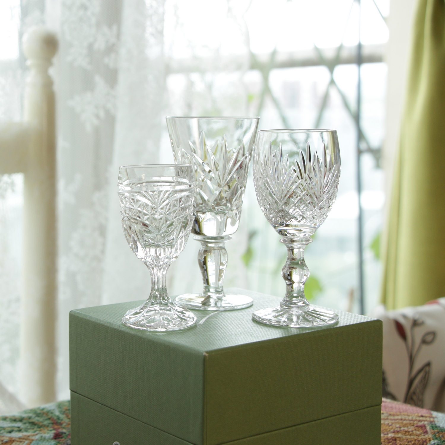 Spot Hungary produced hand-cut pattern crystal glass goblet spirits cup liqueur cup variety