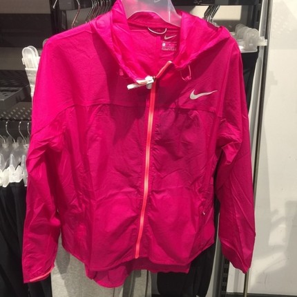 NIKE耐克女装运动跑步防风防晒衣轻薄连帽外