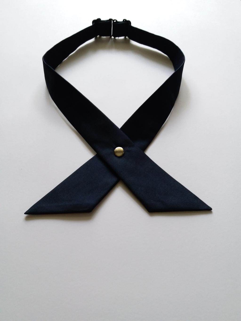 Overseas class girls are bilingual for DPMYP