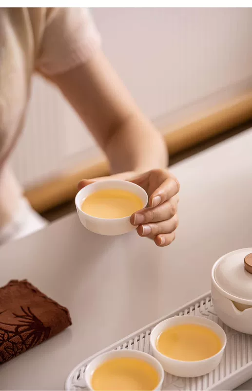 bộ bình trà có túi đựng đi du lịch Du Lịch Kung Fu Trà Nhà Ánh Sáng Sang Trọng Suet Béo Ngọc Bao Bát Trà Ngoài Trời Di Động Tay Cầm Phụ Pha Trà thiết Bị bộ ấm trà du lịch