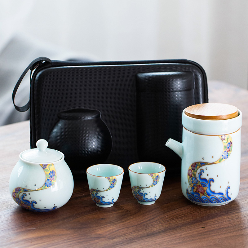 Travel of blue and white porcelain tea set a pot of two cups of portable package take home office personal crack water cup teapot