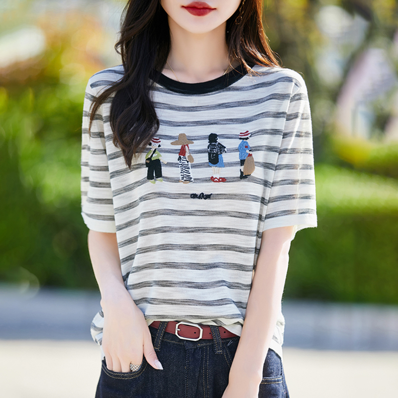 Summer New Style Tencel Round Neck Striped Versatile Short-Sleeve Knit Top for Women, Loose Fit with Character Embroidery, Slimming T-Shirt Summer New Style Tencel Round Neck Striped Versatile Short-Sleeve Knit Top for Women, Loose Fit with Character Embroidery, Slimming T-Shirt