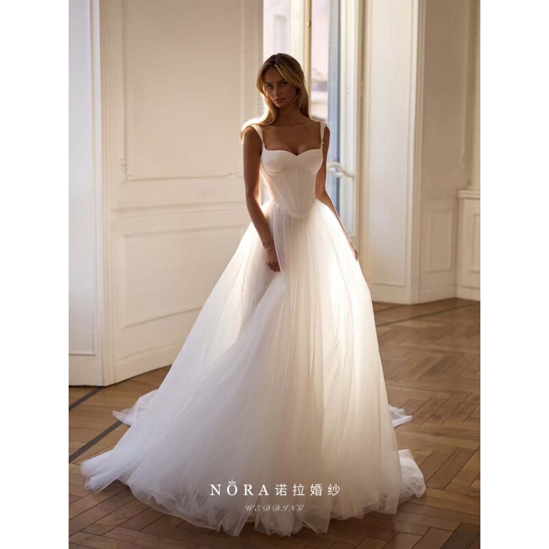 French-Style Light Wedding Dress for Bride, 2025 Model, High-Quality, Simple, Mesh, Puffy, with a Train, for Welcoming Guests and Leaving the House French-Style Light Wedding Dress for Bride, 2025 Model, High-Quality, Simple, Mesh, Puffy, with a Train, for Welcoming Guests and Leaving the House