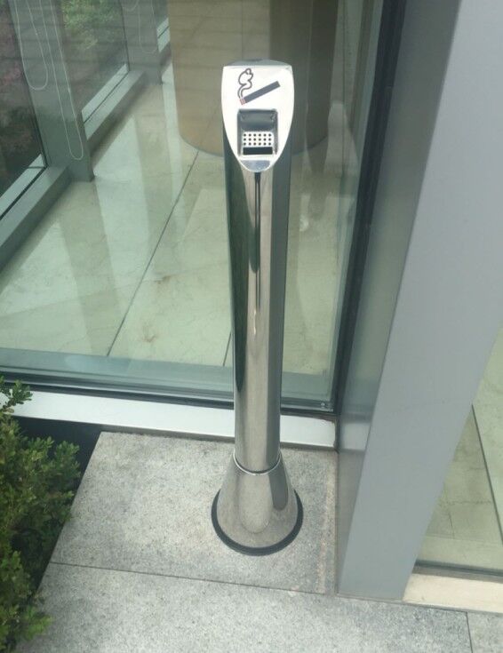 Smoking room Stainless steel cigarette ash bucket European cigarette butt column Outdoor cigarette ash column smoke bucket Vertical cigarette ash cylinder Cigarette ash cup