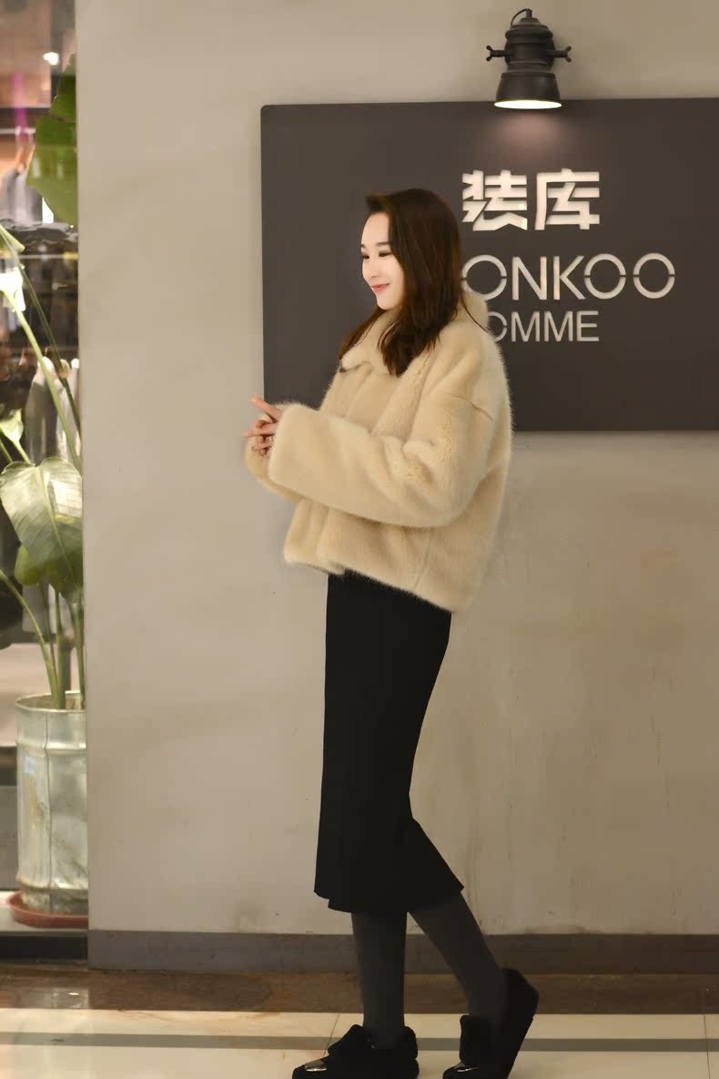 18 nữ mùa đông ngắn giả lông chồn lông áo thời trang lỏng lẻo tay áo ve áo ấm áo sang trọng áo khoác nữ lót lông