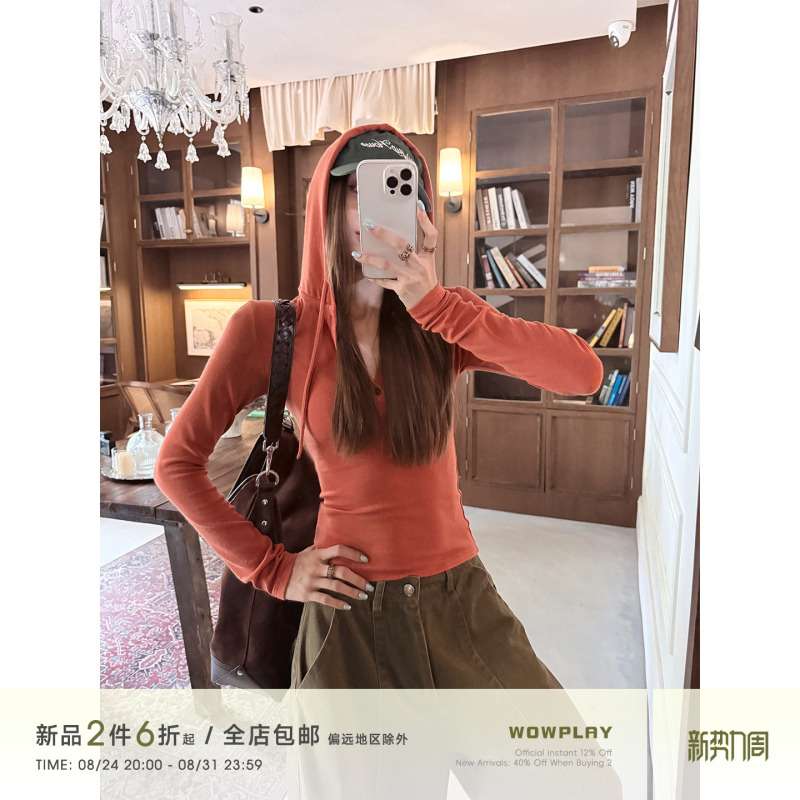 Wowplay Yang Jiqi Hooded Half-Button Slim Long-Sleeve Top for Women, Early Autumn Short Style Waist-Cinching Hoodie, Slimming T-Shirt Wowplay Yang Jiqi Hooded Half-Button Slim Long-Sleeve Top for Women, Early Autumn Short Style Waist-Cinching Hoodie, Slimming T-Shirt