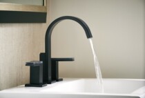 BRIZO DELTA DEJA LUXURY SERIES BLACK ART DRAGON HEAD STORM STRIKE BL 8 INCH TAP SPLIT