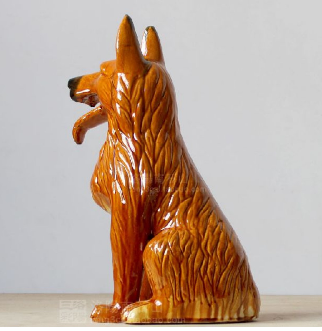 Trang trí chó gốm Nhà may mắn May mắn Vận chuyển hàng thủ công Cung hoàng đạo Phong thủy Trang trí Tang San Cai Wolf Dog phụ kiện trang trí bàn làm việc