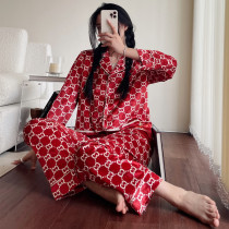 High-end gold velvet couple pajamas women red this year 2021 autumn and winter New Tide brand c letter home clothing men