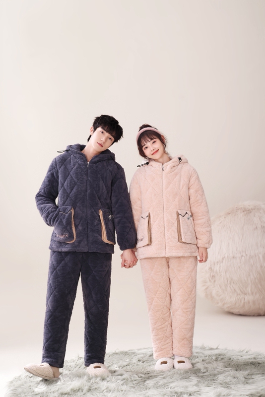 Dai Mengyao Winter Three-Layer Quilted Thickened Pajamas for Men and Women, Couple Style, Fleece-Lined Warm Loungewear with Hooded Set
