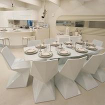 FRP chair geometric diamond-shaped chair S-shaped dining chair Diamond chair simple modern hotel leisure chair designer chair