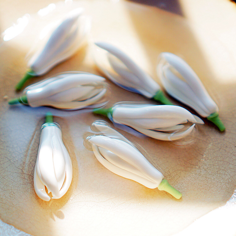 Simulation of Magnolia Flower Creative Tea Pet Hand Pinch Ceramic Scented Tea Mat Decoration Mini Tea Play Gift Pack