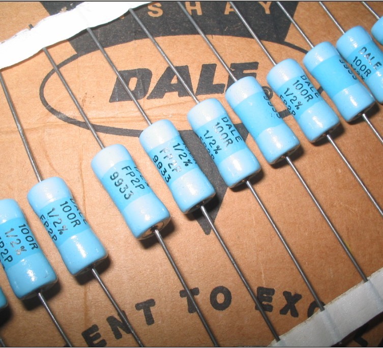 DALE 3W 100R 5% 0 precision blue leather bronze foot fever resistance 100R3W