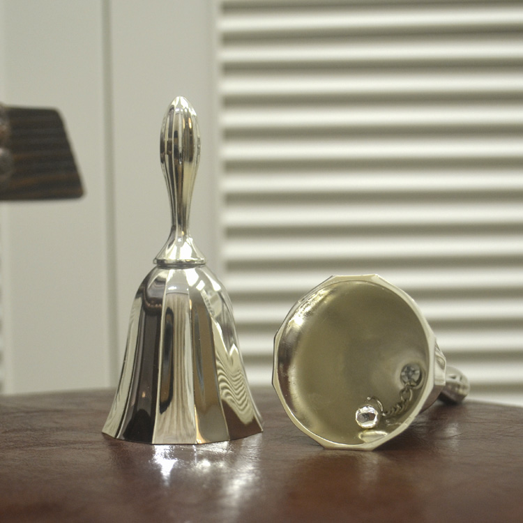 European metal bell Bar Dining room bar delivery bell Dining table Silver bell Pastoral wind hand-cranked dining bell