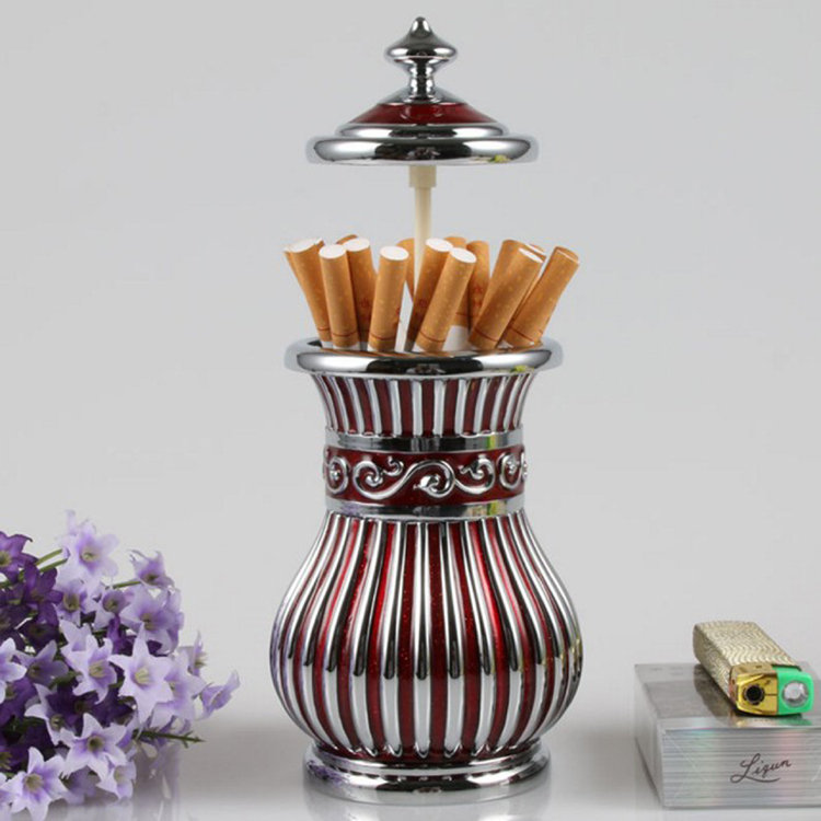 Valuable European Creative Cigarette Box Retro Enamel Automatic Table Cigarette Cigarette Cartridge for Men Gift Decoration