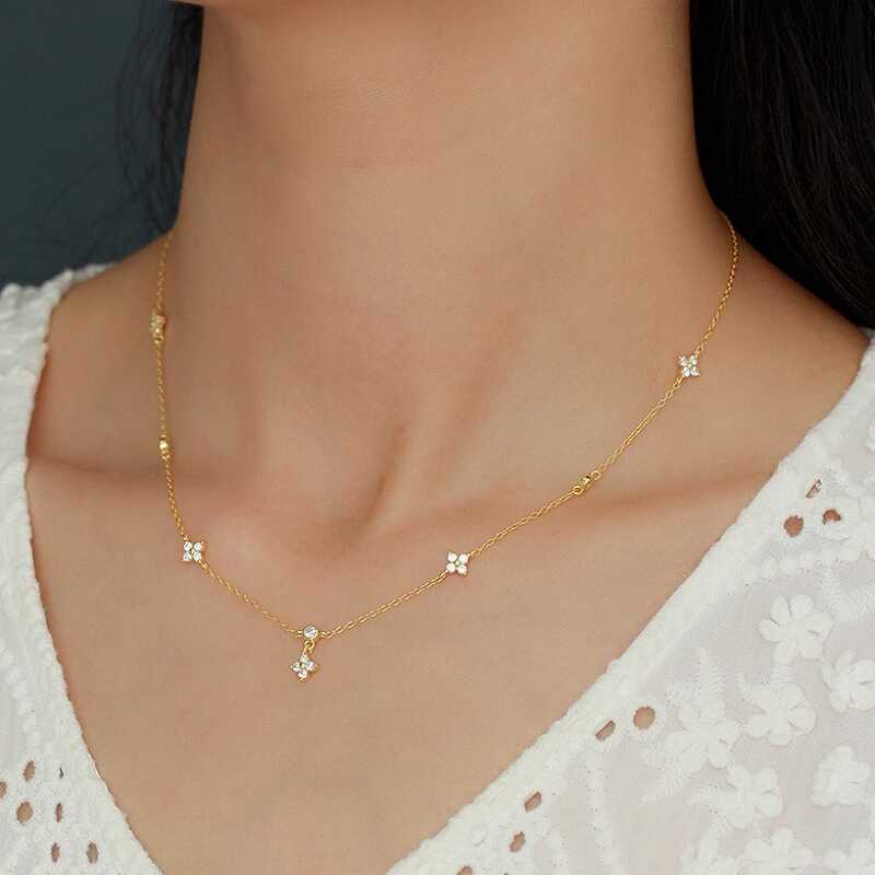 Torrid French Retro S925 Sterling Silver Four-Leaf Clover Diamond Necklace Exquisite High-End Niche Versatile Clavicle Chain