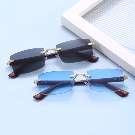 Новые модные черные безрамные прямоугольные солнцезащитные очки 2024 года для мужчин, коричневые летние солнцезащитные очки для женщин, стильные европейские и американские модели в стиле инфлюенсеров.