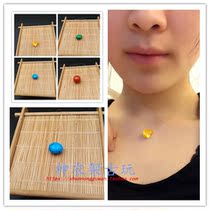 Small freshener Womens Department glazed green pine stone Stone Zhu Sandstone Honey Wax Invisible Lock Bone Chain Pendant Necklace Gift