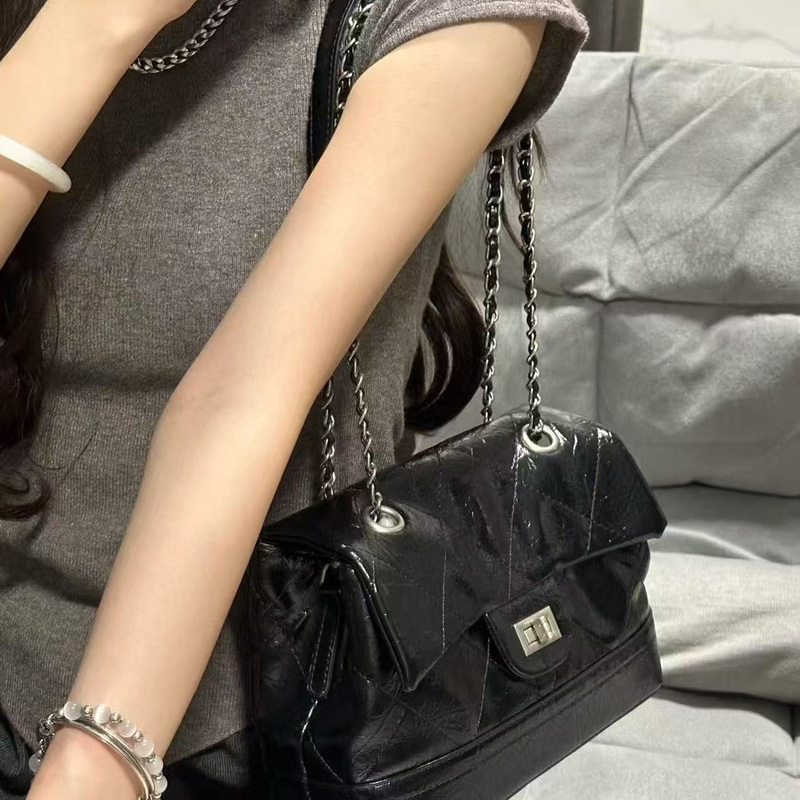 2025 New Model Simple Large-Capacity Versatile Niche High-End Style Single-Shoulder Crossbody Bag Chanel-Style Women's Bag