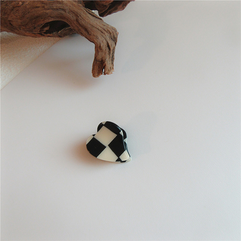 Korean Small Catch Clip Black And White Plaid Acrylic Hairpin display picture 4