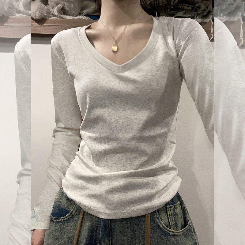 Gray V Neck Pure Cotton Bottoming Shirt for Women 2025 Autumn and Winter New Style Inner Long-Sleeved T-Shirt Slim Basic Black Top Gray V Neck Pure Cotton Bottoming Shirt for Women 2025 Autumn and Winter New Style Inner Long-Sleeved T-Shirt Slim Basic Black Top