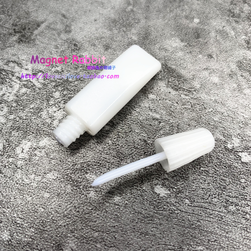 Exit Japan Korean eyelash glue with glue stick with a travel can portable with makeup Mini glue 2g