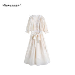 Miuke ຂອງລະດູຮ້ອນ 2024 ຊຸດແອວສູງໃຫມ່, ກະໂປງນາງຟ້າ Embroidered temperament, ສິ້ນຄົນອັບເດດ: ອອກແບບຝຣັ່ງ