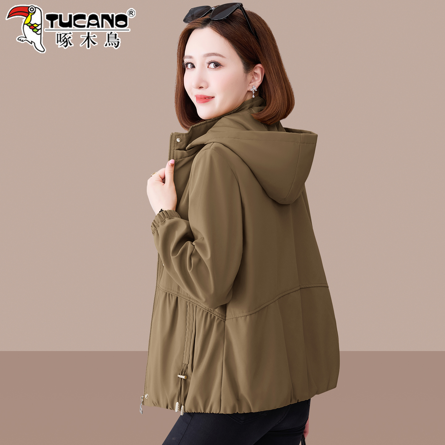 啄木鸟早秋女款外套2025新款秋季爆款妈妈装洋气休闲宽松夹克上衣