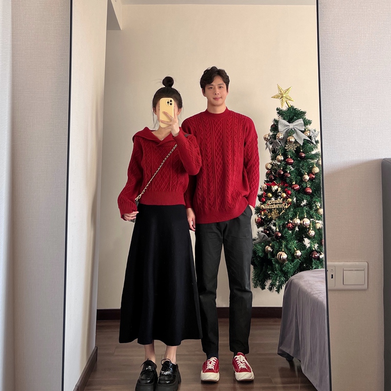 Couple Outfits for Autumn and Winter 2026, New Red Sweater Set for Marriage Registration, Knitted Sweater Set for Engagement and Homecoming, One Skirt and One Top