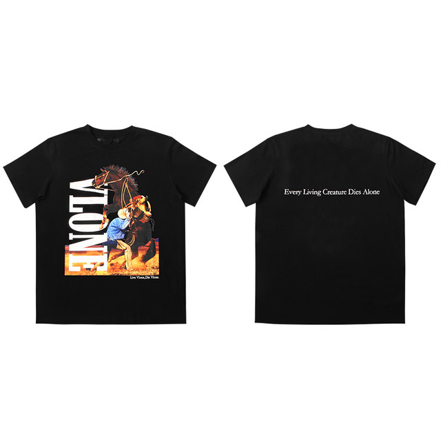 Spot VLONE Big V Valentine's Day Halloween Lightning Joint Japan Limited ເສື້ອຍືດແຂນສັ້ນ ດຳ ແລະສີຂາວ