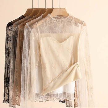 Lace hollow and versatile fungus edged with velvet