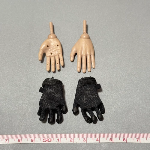 DAMTOYS Плотина 1: 6 Соотношение 78100 Россия FSB Альфа -проволочная рука + перчатки