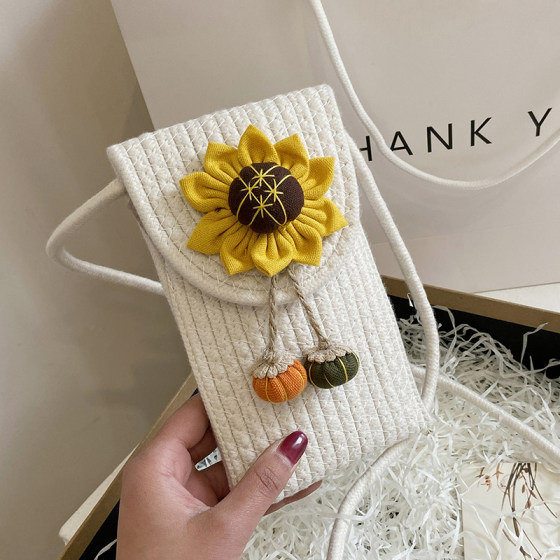 ins热款夏季斜挎女包可爱迷你手机小方包小众迷你个性花朵包