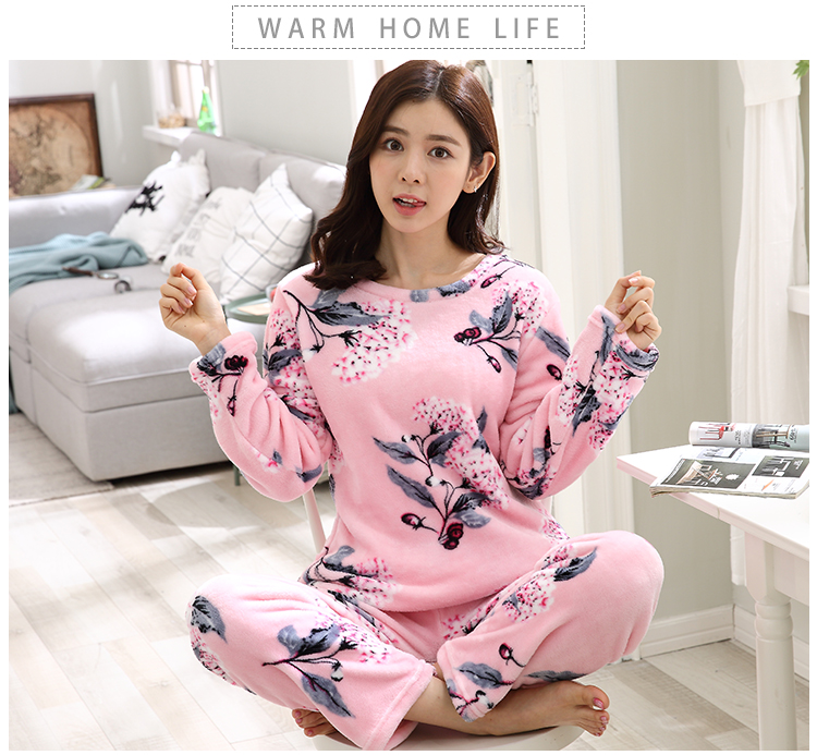 Mùa thu và mùa đông dày nhung đồ ngủ nhung nữ hoạt hình dễ thương cộng với đầu nhung flannel dài tay phù hợp với dịch vụ nhà bộ đồ mặc nhà mùa hè