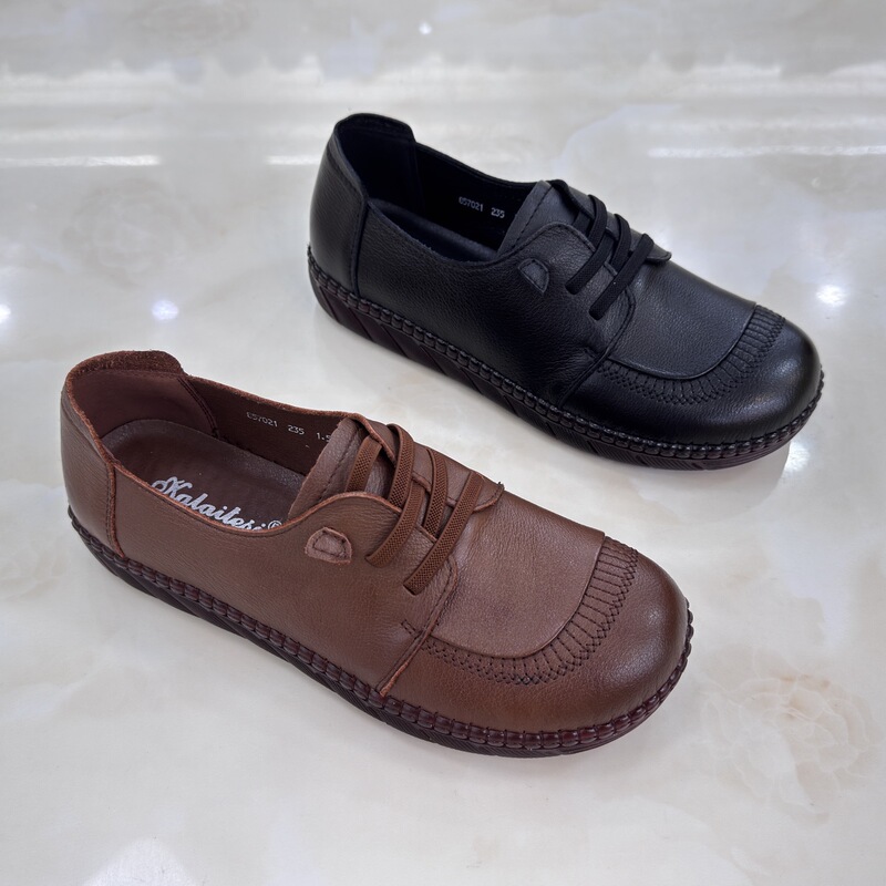 Kalaites 2025 New Autumn Cowhide Soft Sole Soft Surface Extra Large Size Casual Women's Shoes Genuine 857021 Kalaites 2025 New Autumn Cowhide Soft Sole Soft Surface Extra Large Size Casual Women's Shoes Genuine 857021