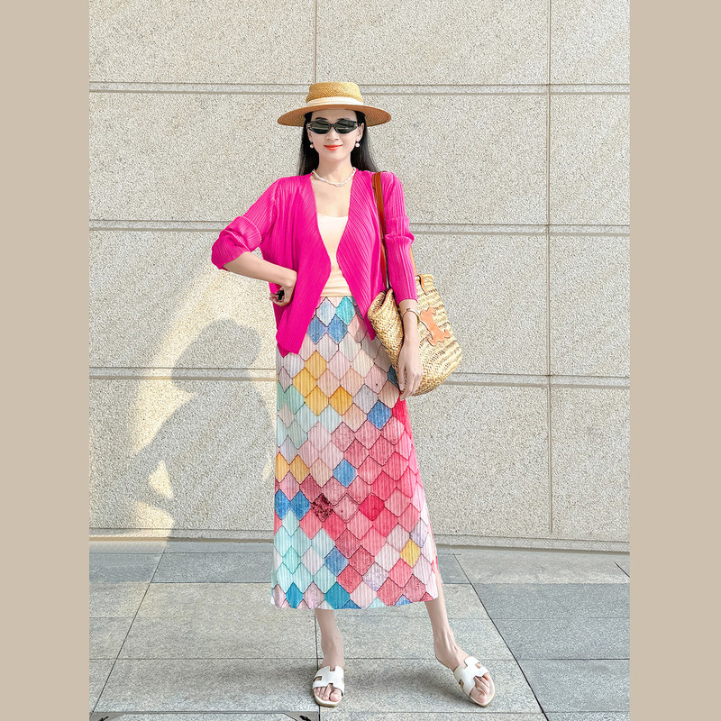 Ice Silk Rainbow Rhombus Pleated Skirt for Women, Summer Thin Dopamine-Colored Plaid One-Piece Beach Skirt