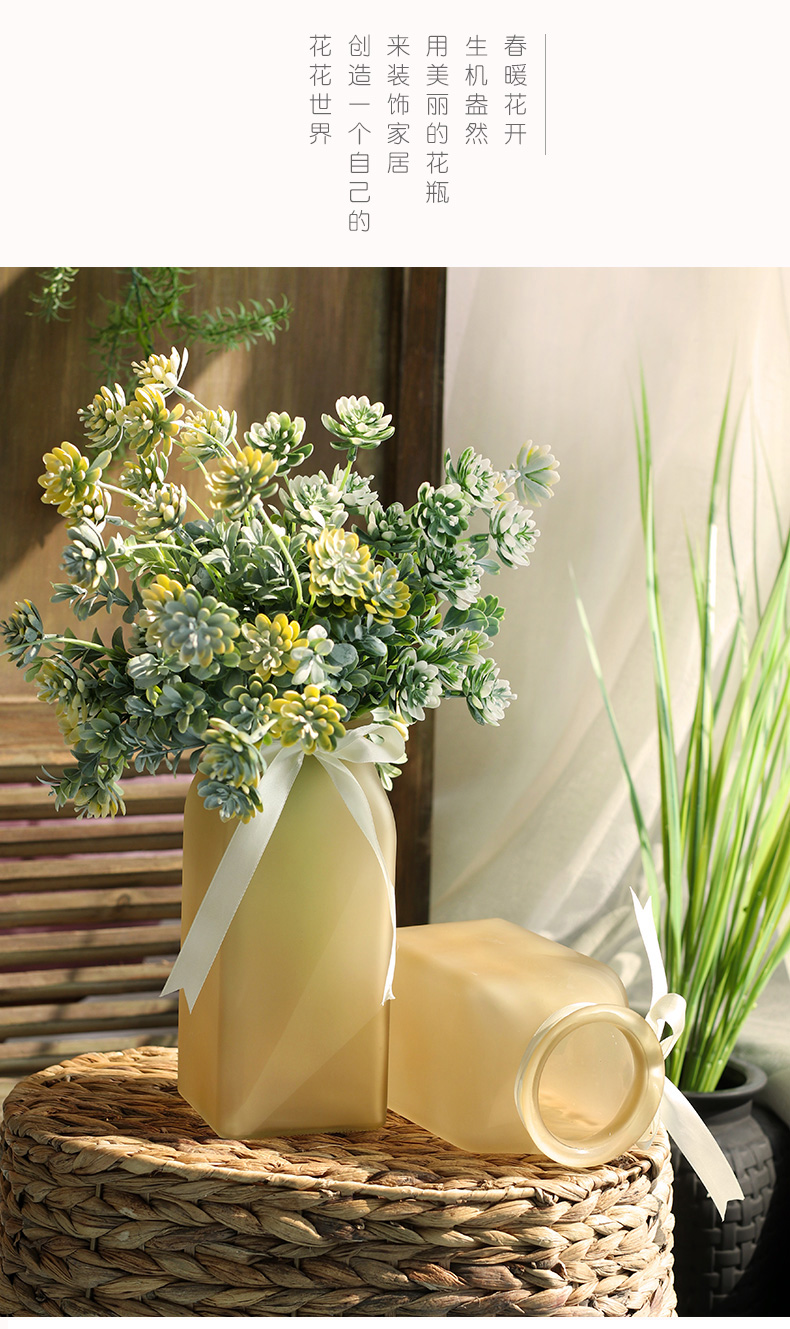 Màu thủy tinh mờ bình ruy băng châu Âu để bàn chèn hoa khô bình thủy canh phong phú tre lily trang trí hoa - Trang trí nội thất phụ kiện trang trí phòng ngủ