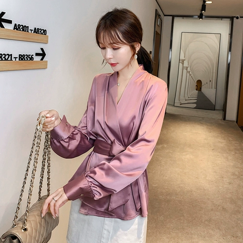 Дизайнерская осенняя ретро рубашка, тренд сезона, V-образный вырез