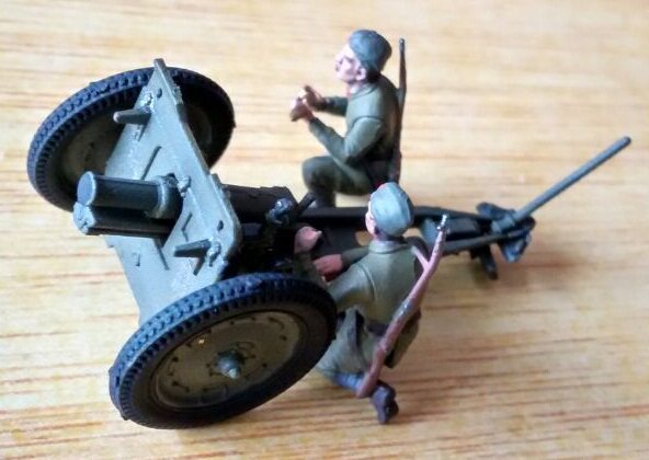 1:72 l_lee Model II Soviet 76 traction field gun group containing 1 gun 2 soldiers