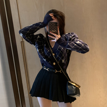 Autumn and winter New rabbit sweater plaid knit short cardigan young man Joker coat coat top female slim thin