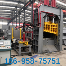 Hydraulic gantry shear for waste material recycling automatic feeding steel plate angle steel shearing machine heavy-duty scrap iron shearing machine