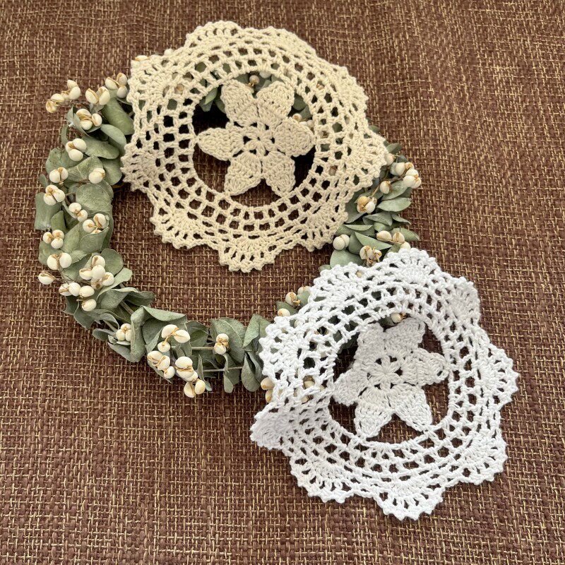 Xiangfu original time single flower 20CM round hand - hand hook lunch cushion capture dream network mesh core silent wind