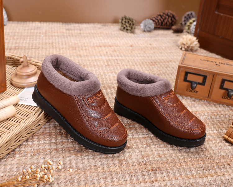 Mùa đông đặc biệt cộng với giày vải nhung Bắc Kinh cũ Giày nữ bằng vải cotton cao giúp giày chống trơn dày dày không thấm nước giày boot nữ xịn